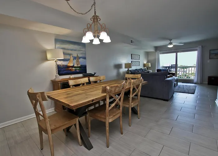 Summerhouse West 207b By Youngs Suncoast *