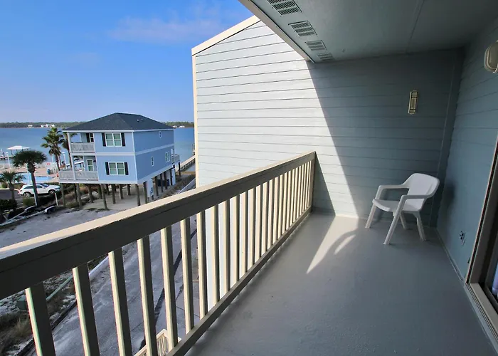 Apartment Summerhouse West 207b By Youngs Suncoast