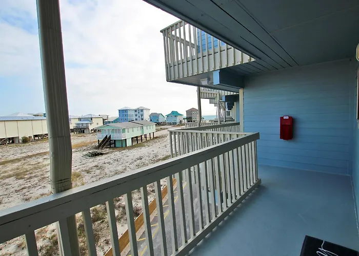 Summerhouse West 207b By Youngs Suncoast *